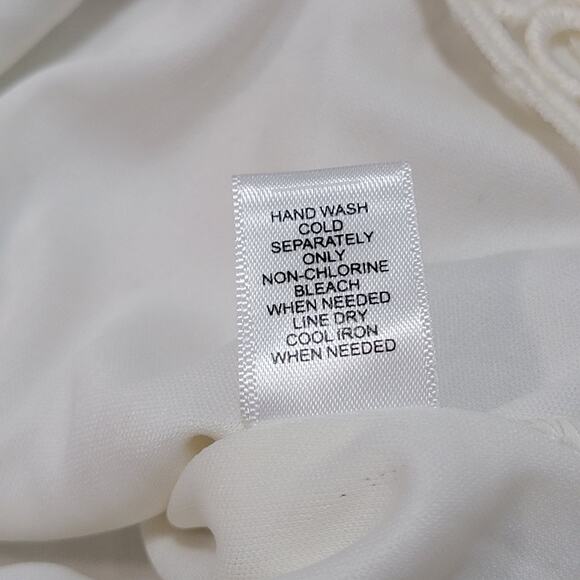 NWT Cato Limited Edition Cottagecore Embroidered Floral Top Size 22/24W Prairie - Picture 6 of 8